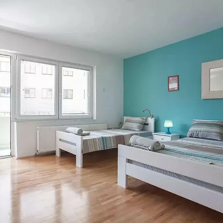 Louis Apartment *