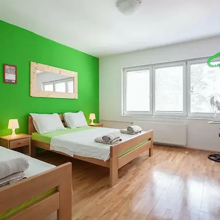 Apartment Louis